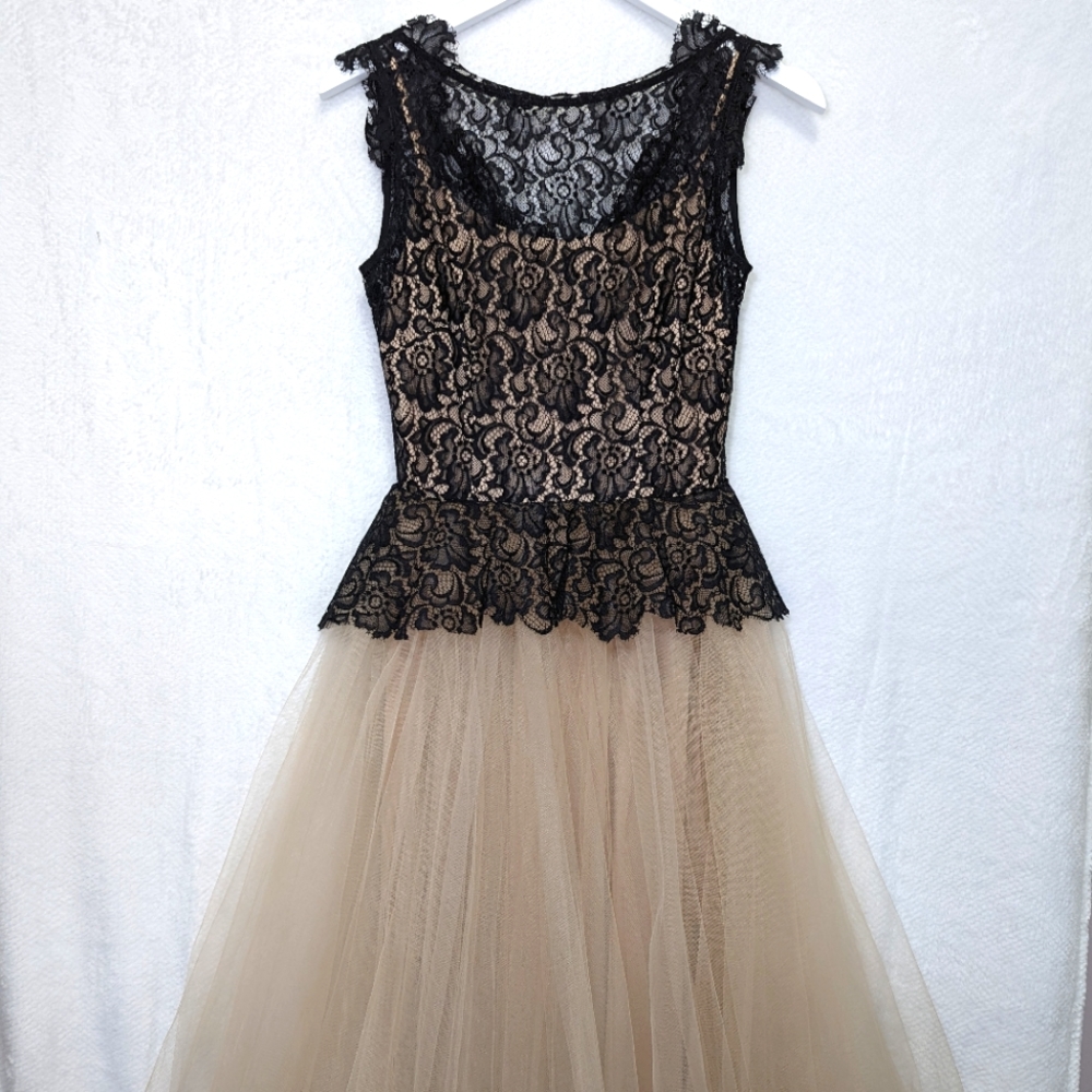 Lace Tulle Dress Black and Nude - Karla Drama Gown - Nha Khanh - 4